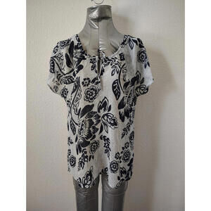 Floral New York And Company Sheer Blue Top Light Weight Round Neck Adjustable